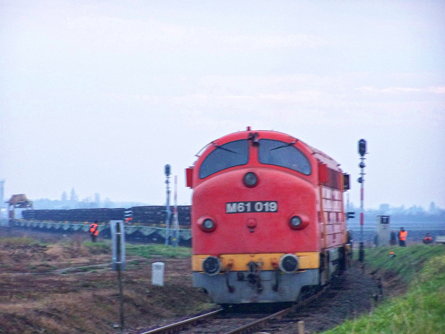 M61 - 019 Őcsény (2010.11.21)05.