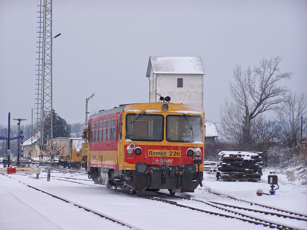 Bzmot - 226 Bátaszék (2010.12.17)04.