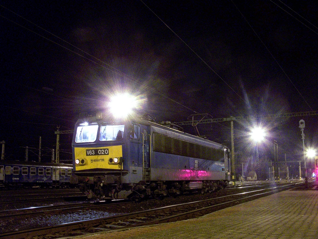 V63 - 020 Dombóvár (2011.01.10).