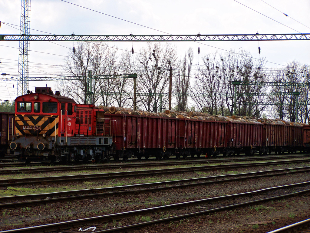 M44 - 434 Dombóvár (2011.04.05)05