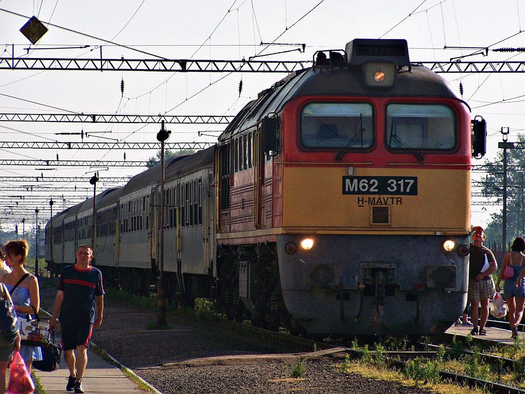 M62 - 317 Pusztaszabolcs (2011.07.11).