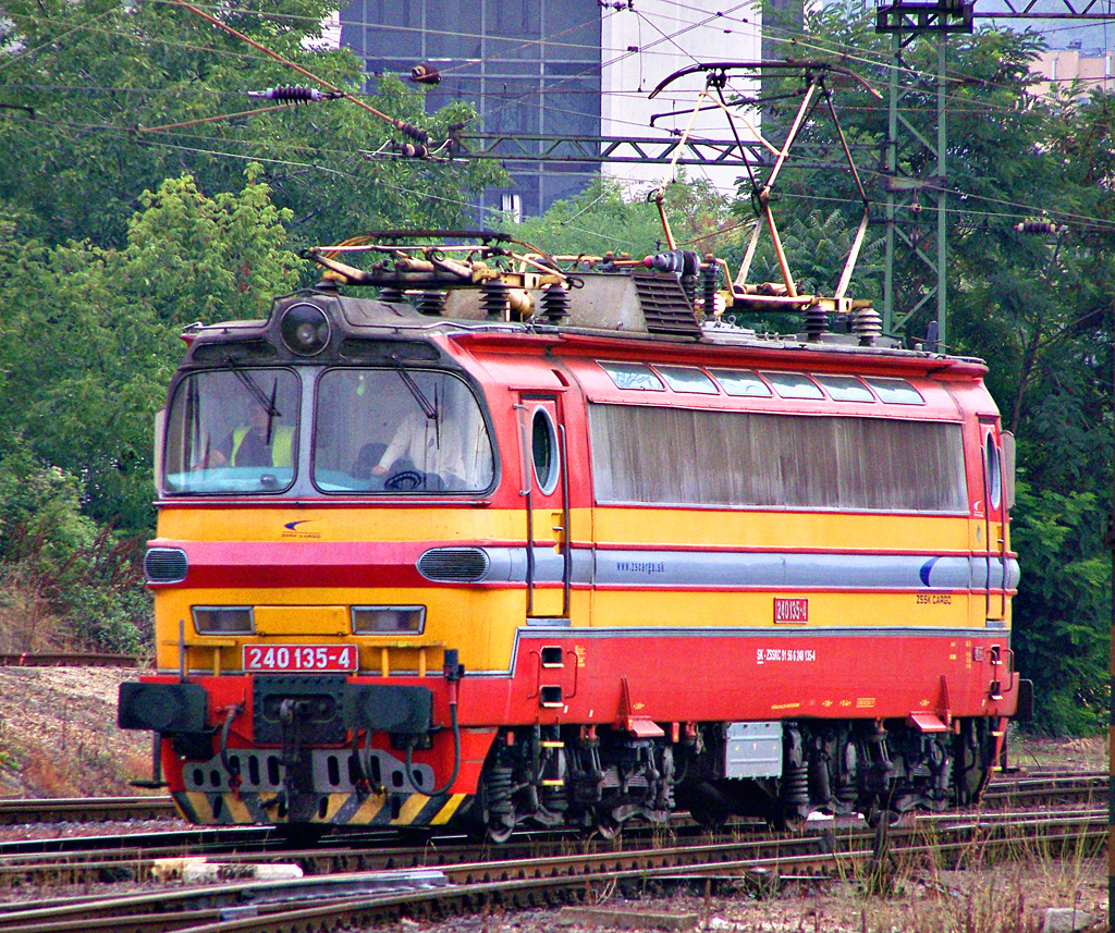 240 135 - 4 Kelenföld (2011.07.27)02