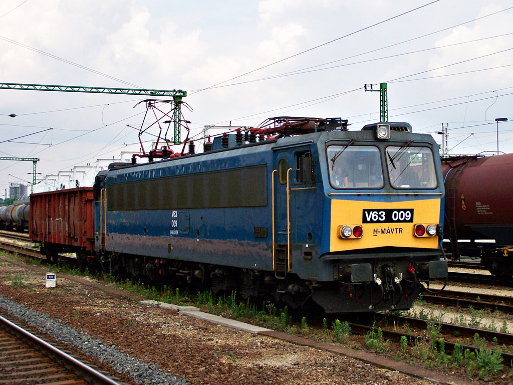 V63 - 009 Kelenföld (2011.06.14)02