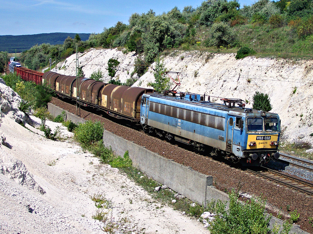 V63 - 032 Szár (2011.08.14)