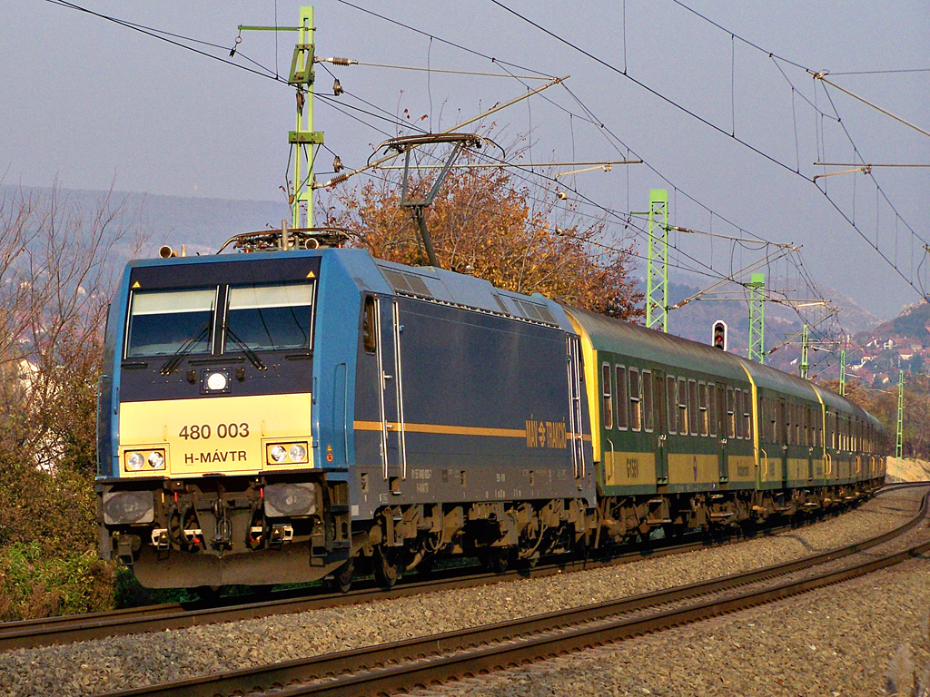 480 003 - 7 Törökbálint (2011.10.31).