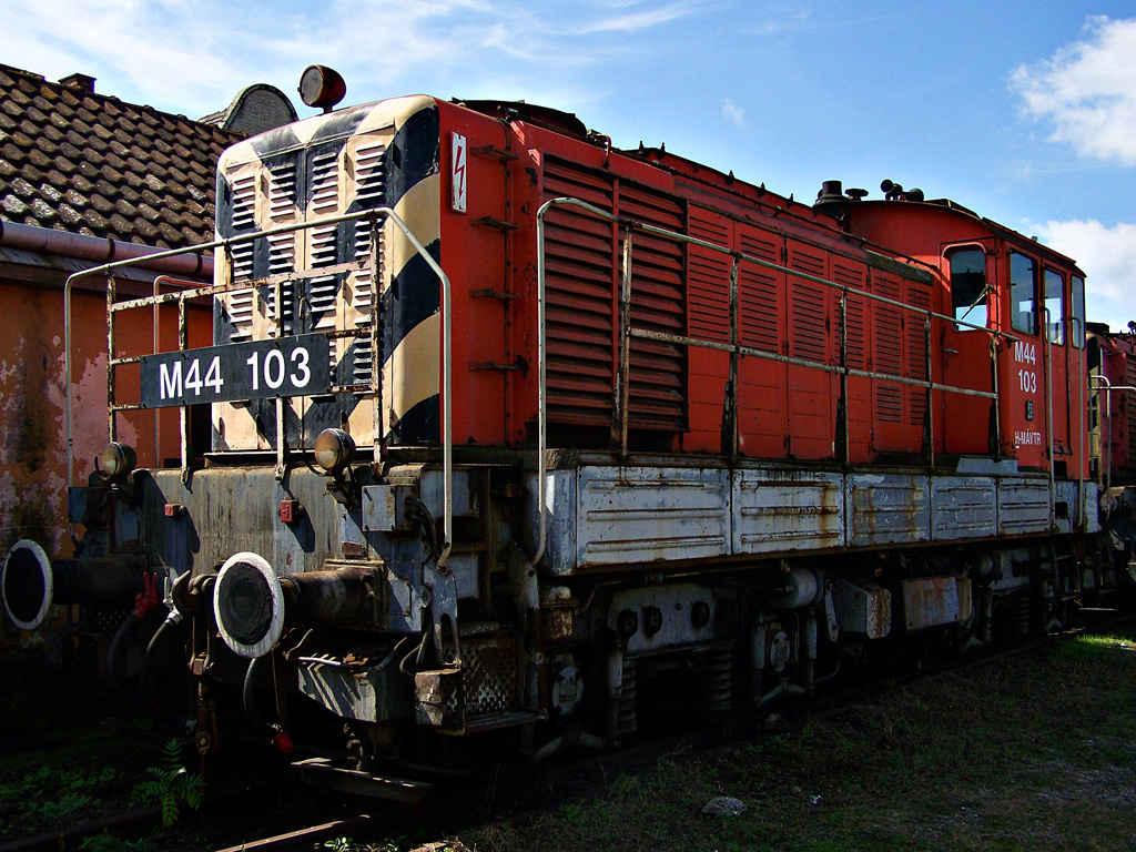 M44 - 103 Győr (2011.08.16)