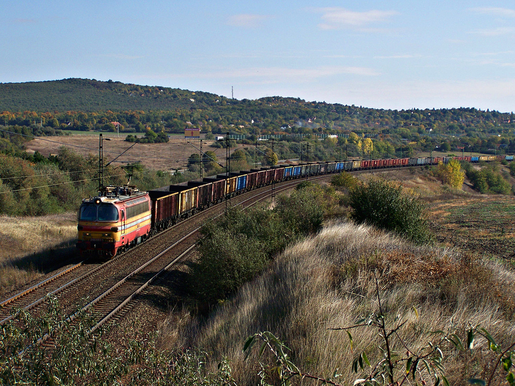 240 093 - 5 Biatorbágy (2011.10.22).