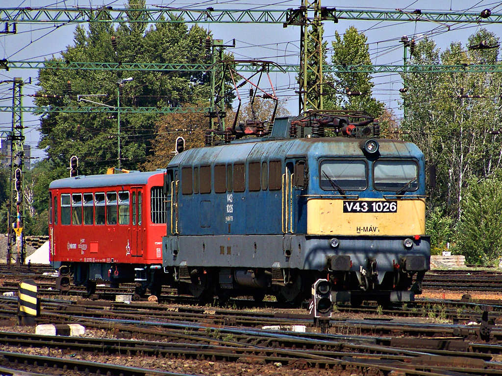 V43 - 1026 Kelenföld (2011.08.24)