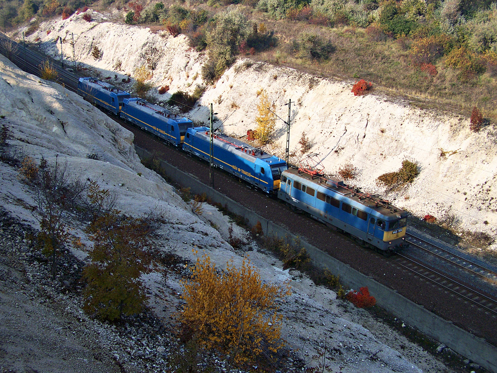 V43 - 1104 Szár (2011.11.02).