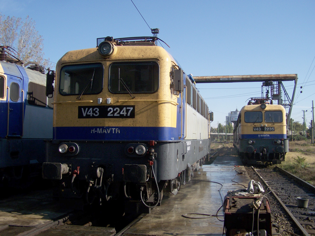 V43 - 2247 Szolnok (2011.10.15).