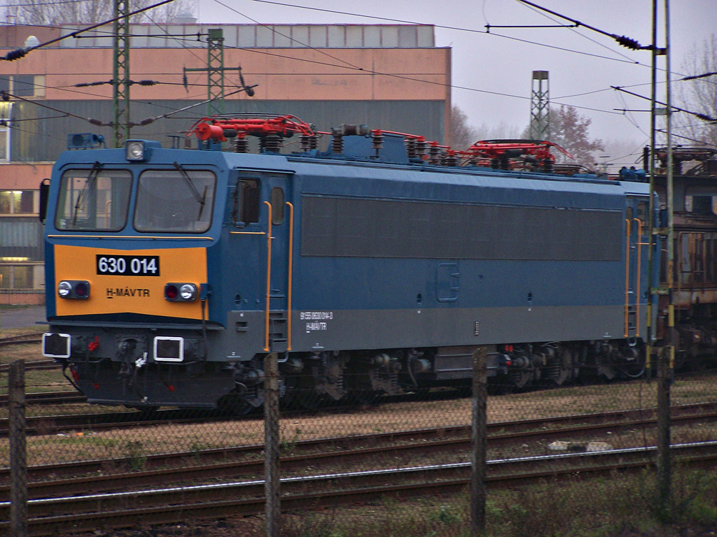 V63 - 014 Dombóvár (2011.11.22).