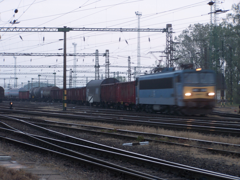 V63 - 026 Dombóvár (2011.10.06).