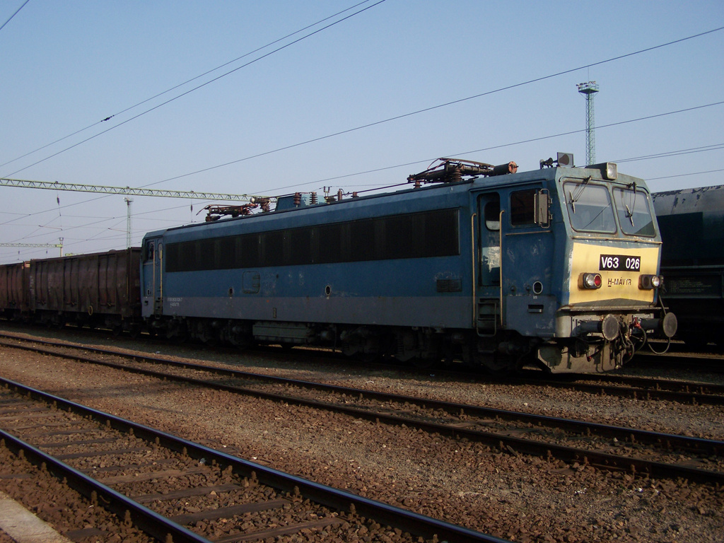 V63 - 026 Dombóvár (2011.11.15).