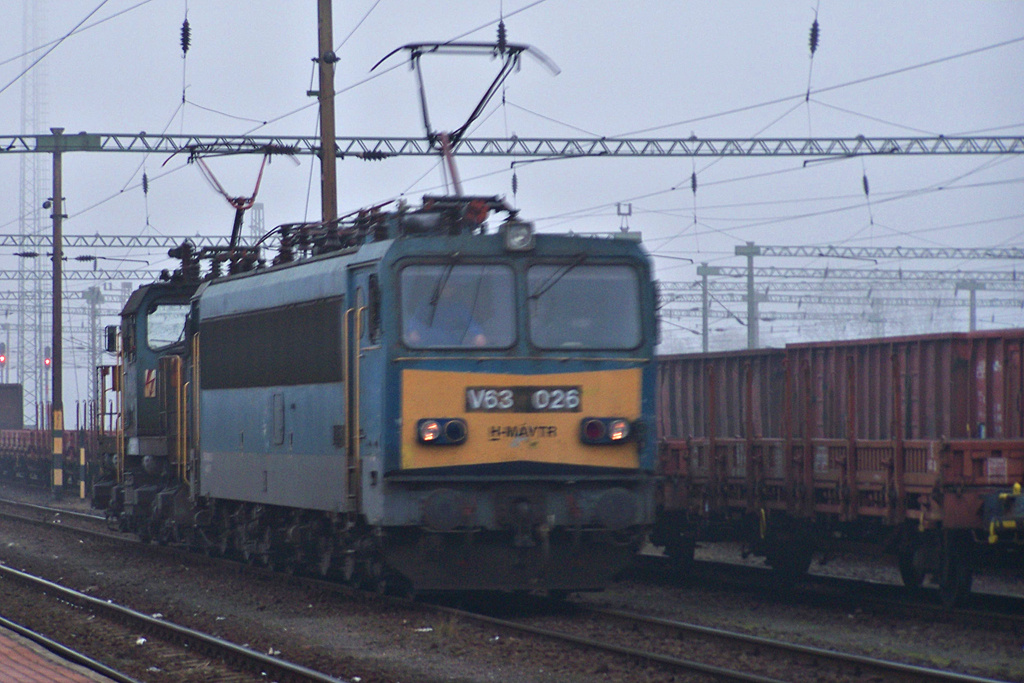 V63 - 026 Dombóvár (2011.12.02).