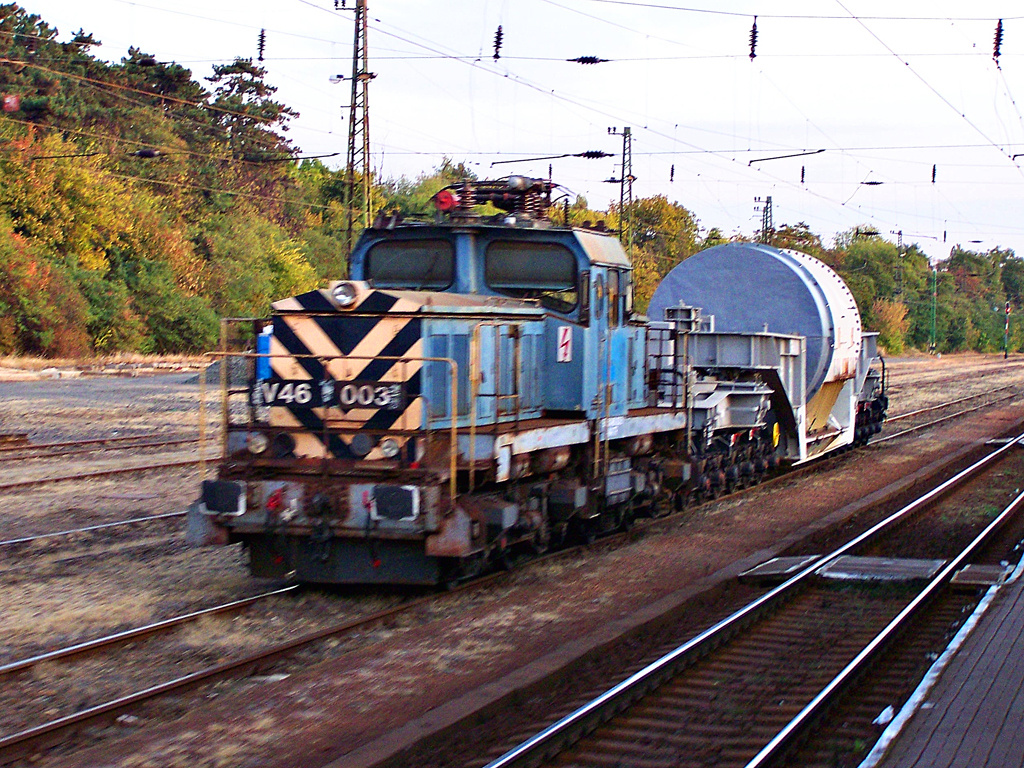 V46 - 003 Gödöllő (2011.10.15).