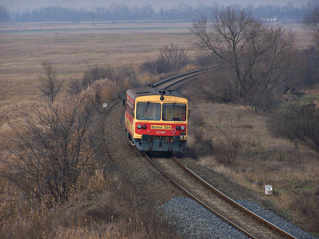 Bzmot - 384 Székesfehérvár (2011.12.12)01