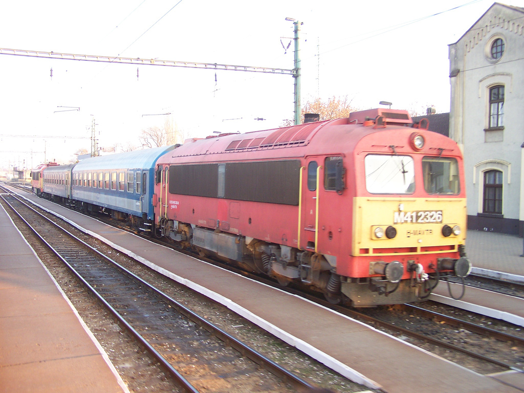 M41 - 2326 Püspökladány (2011.11.13).