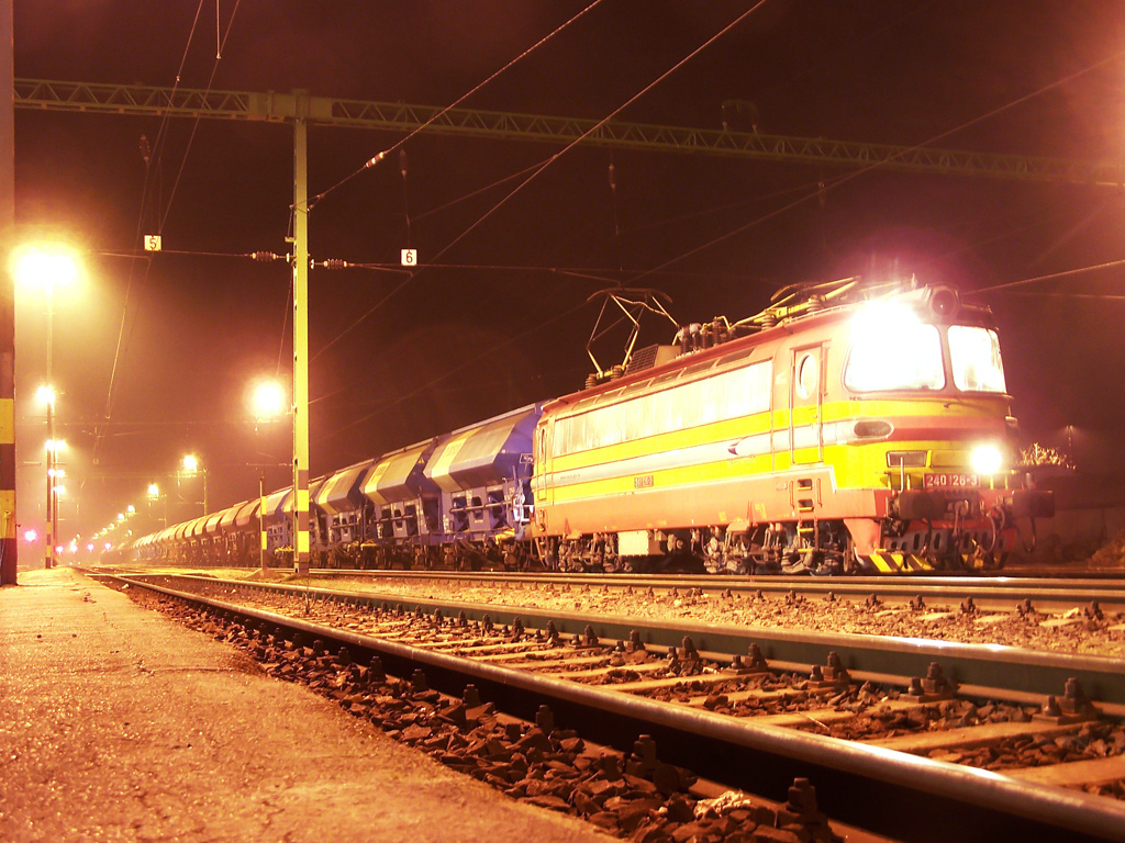 240 126 - 3 Sárbogárd (2011.12.30).