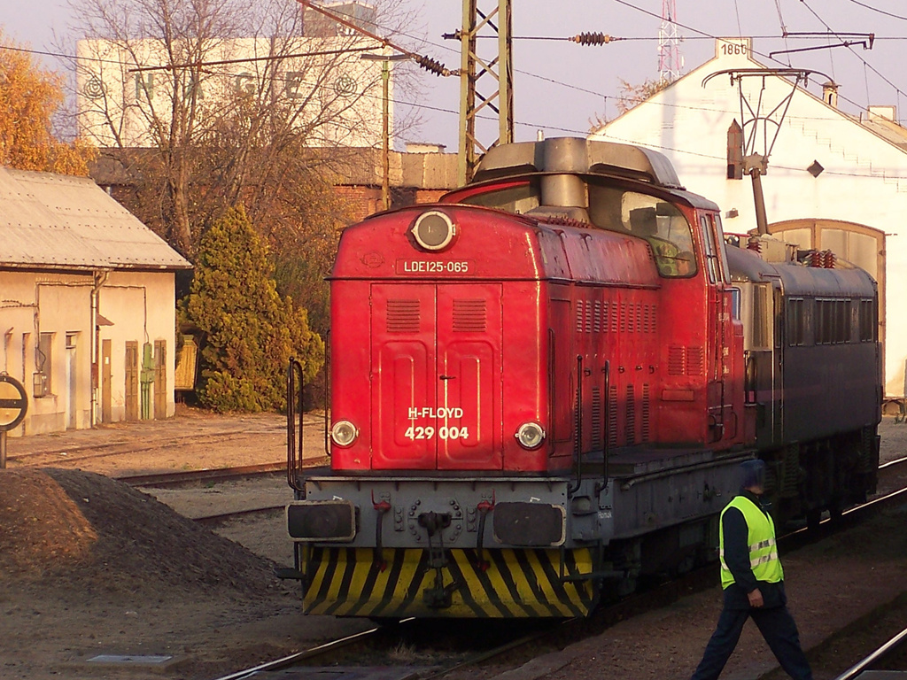 429 004 Püspökladány(2011.11.13).