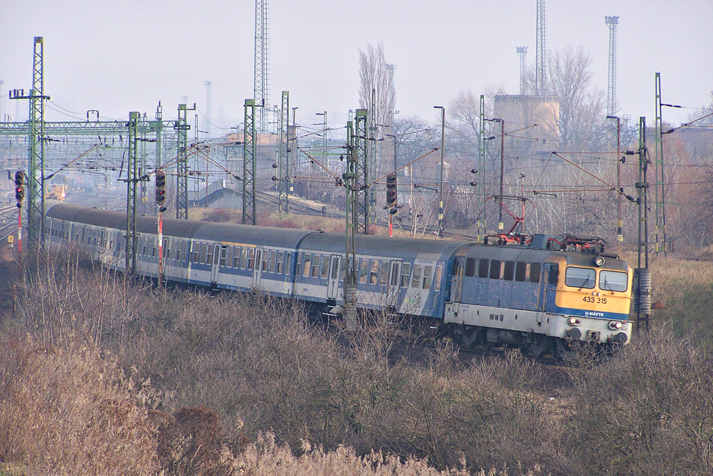 433 315 Székesfehérvár (2011.12.12).