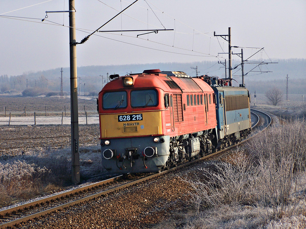 628 215 Dombóvár (2012.01.28).