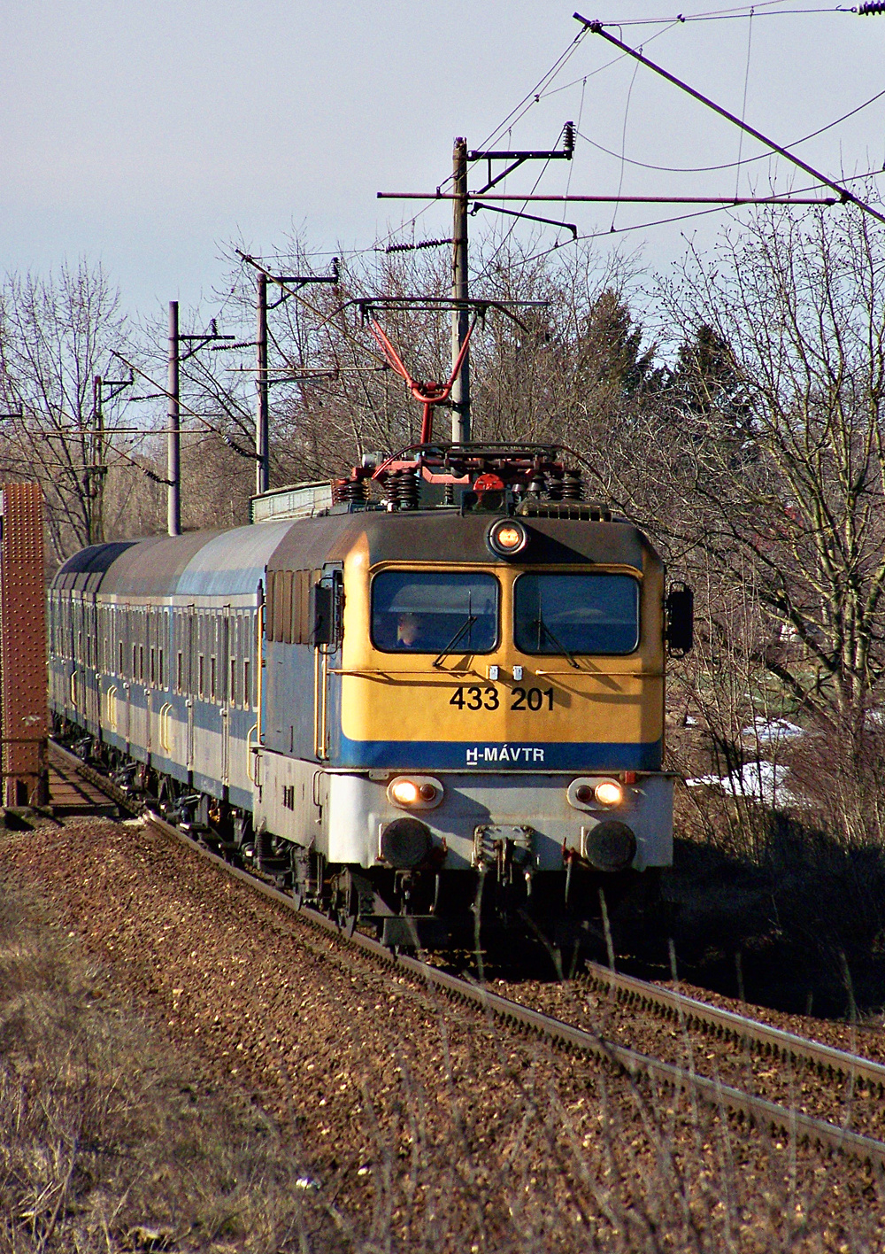 433 201 Dombóvár (2012.02.25).