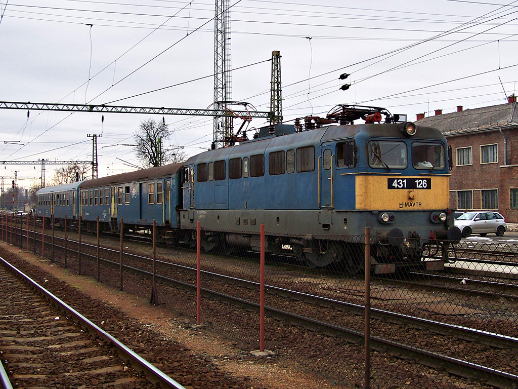 431 126 Dombóvár (2012.02.24).