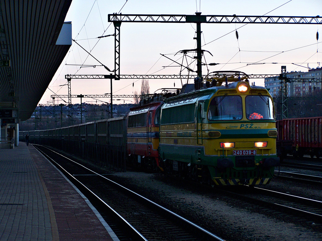 240 039 - 8 Kelenföld (2012.03.03).