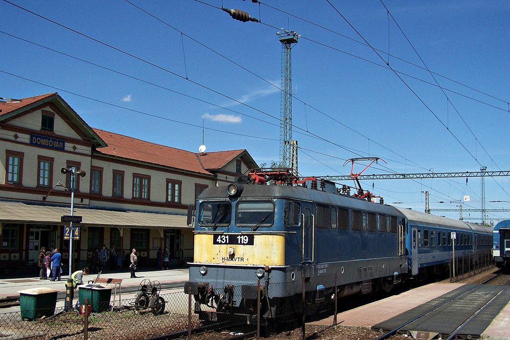 431 119 Dombóvár (2012.04.26).