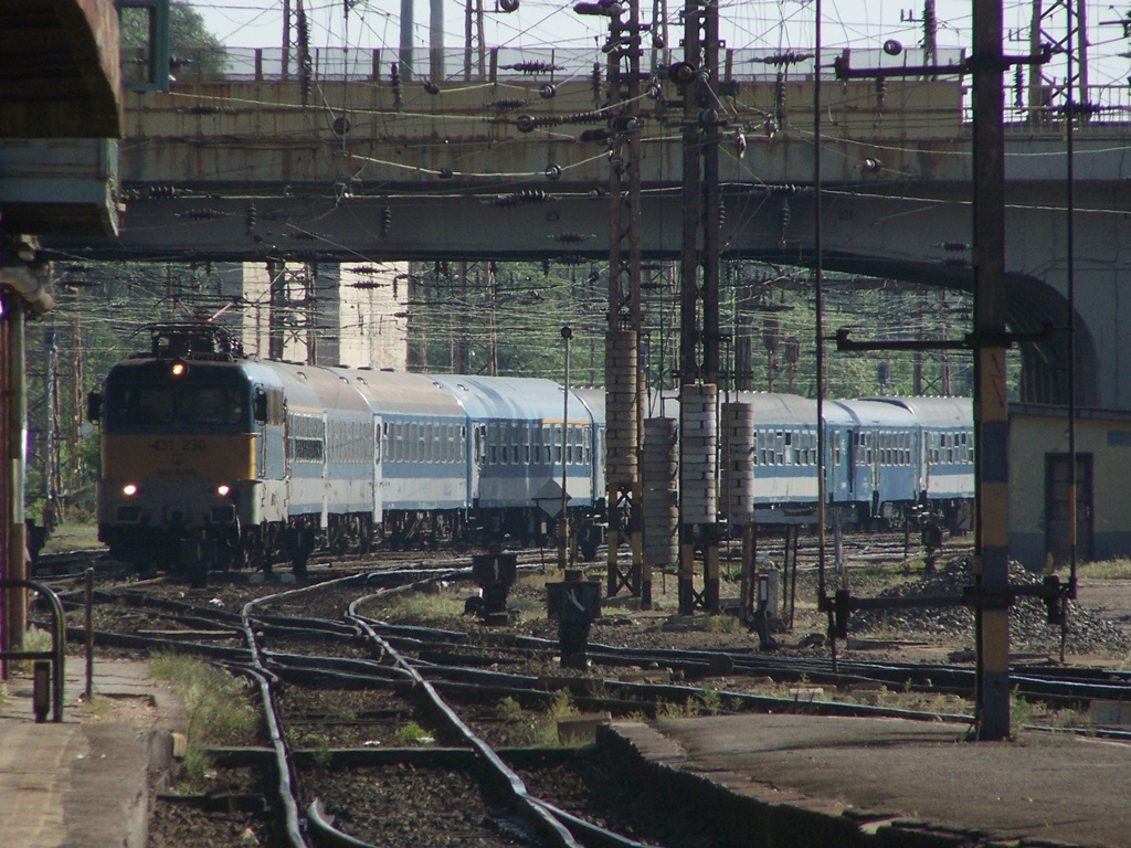 431 230 Nyugati pu. (2012.05.01).