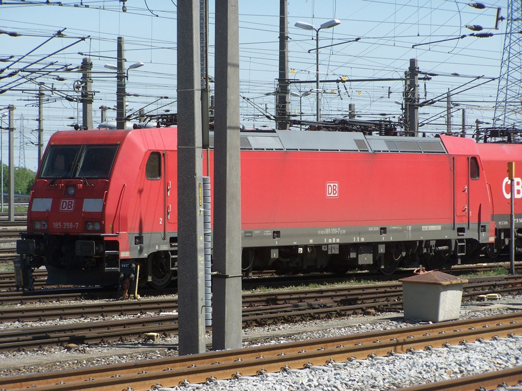 185 359 - 7 Kledering (2012.04.30)01