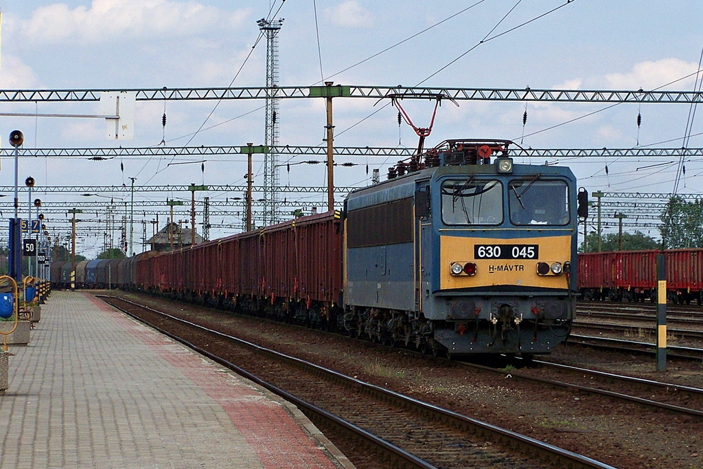 630 045 Dombóvár (2012.06.04).