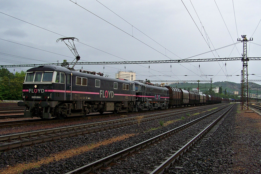 450 004 + 450 005 Kelenföld (2012.06.25)