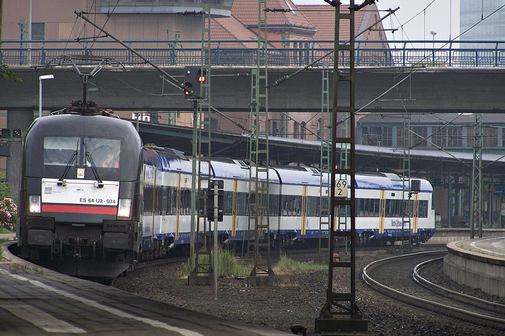 ES 64 U2 - 034 Hamburg - Harburg (2012.07.11).01