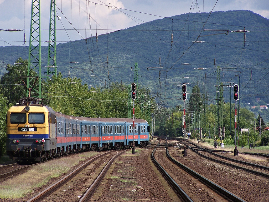 432 199 Szob (2012.08.11).02