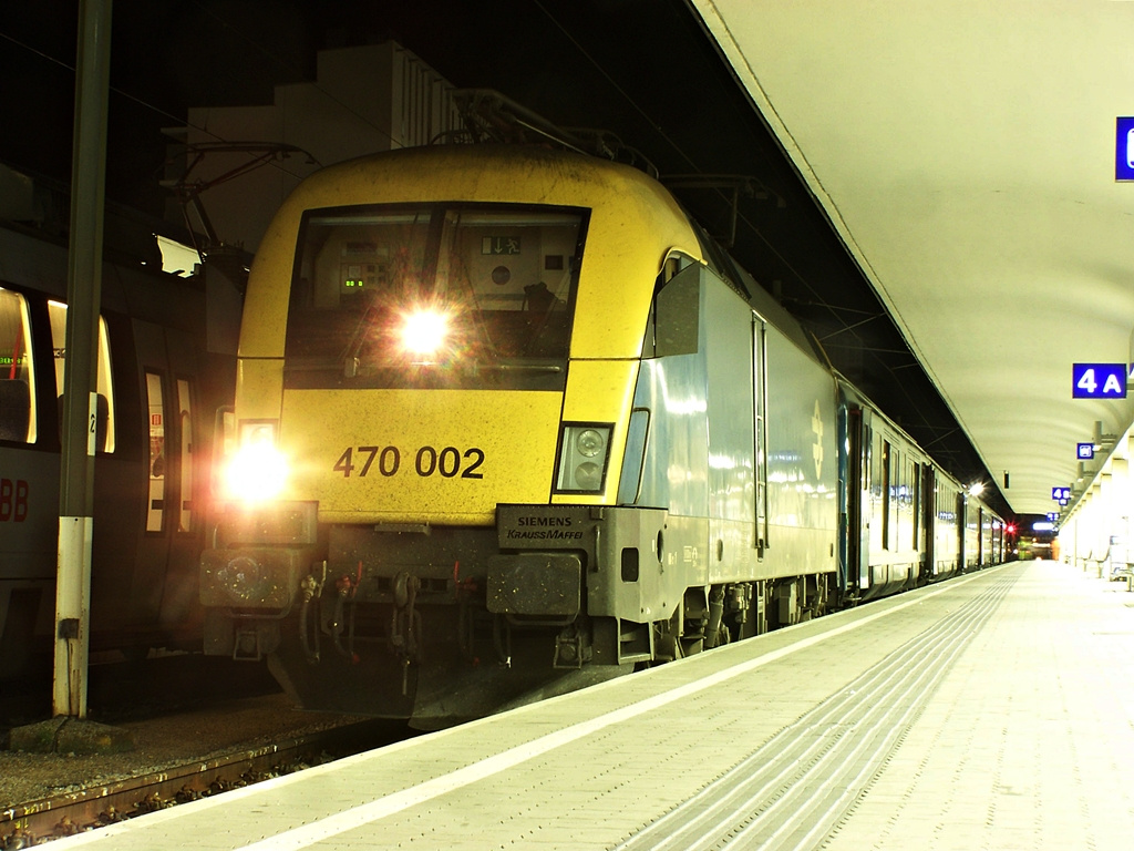 470 002 Wien Westbhf. (2012.08.09)