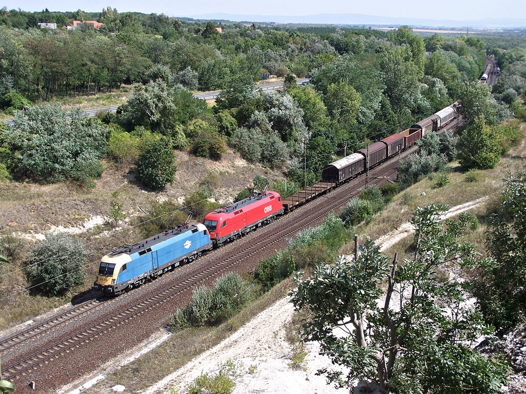 470 009 + 1116 020 Szár (2012.08.24).