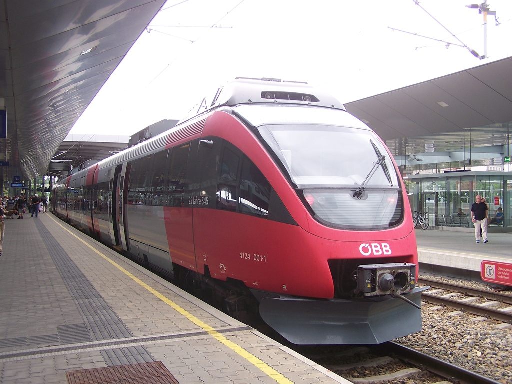 4124 001 020 Wien-Praterstern (2012.08.25)