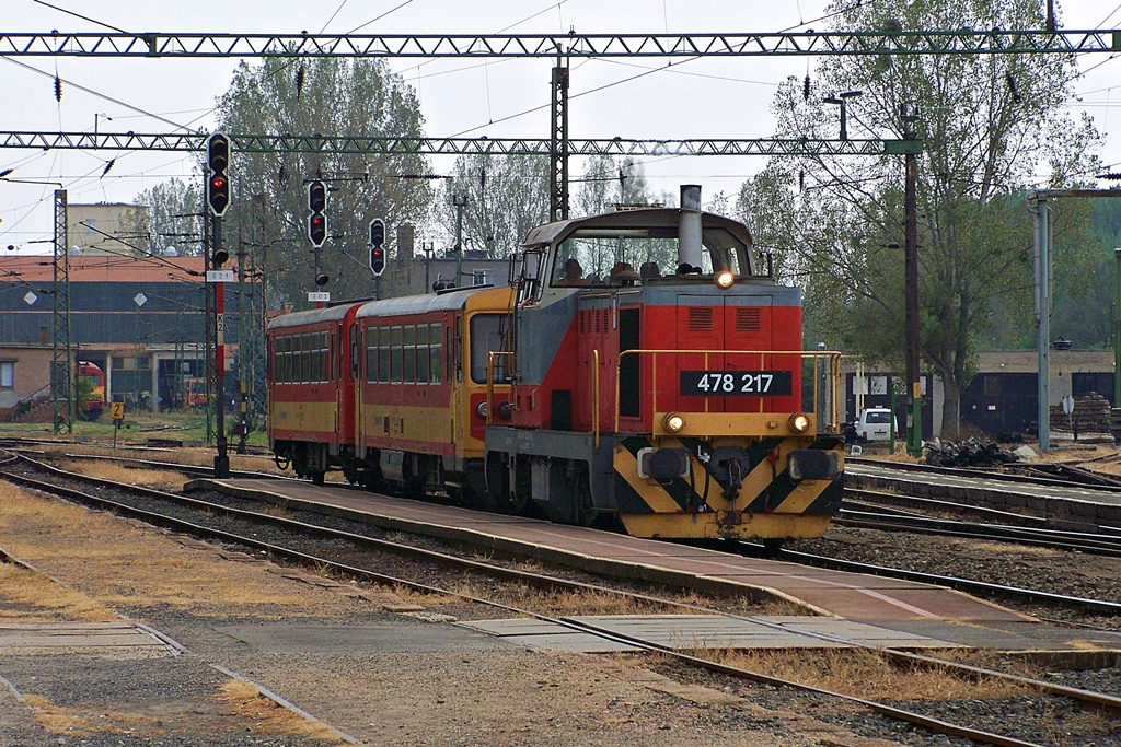 478 217 + Bzmot - 221 Dombóvár alsó (2012.09.04).