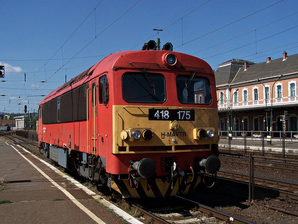418 175 Miskolc-Tiszai (2012.09.09).02