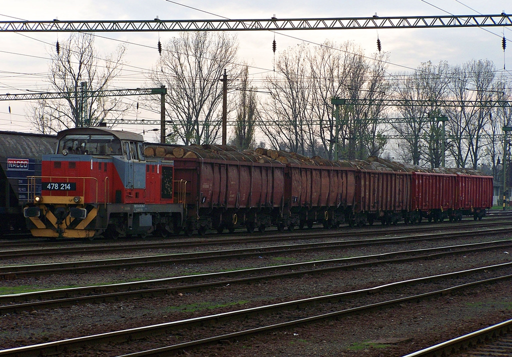 478 214 Dombóvár (2012.11.12).