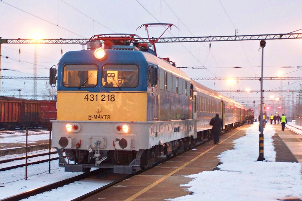 431 218 Dombóvár (2012.12.11).01