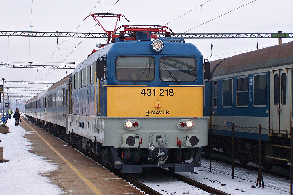 431 218 Dombóvár (2012.12.11).02