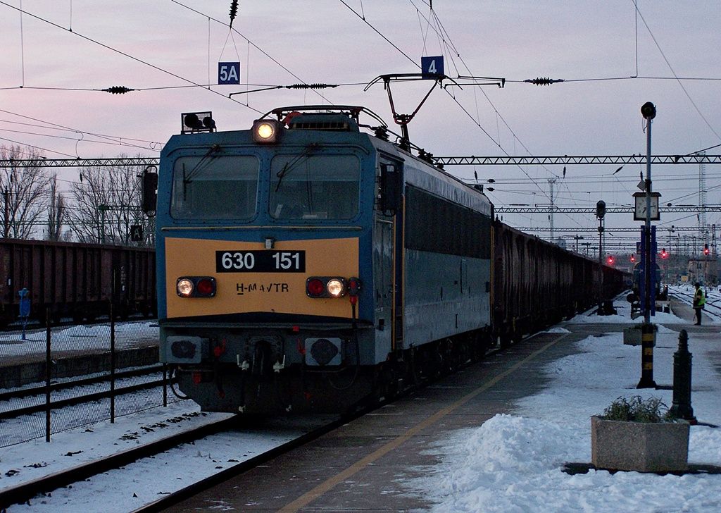630 151 Dombóvár (2012.12.12).