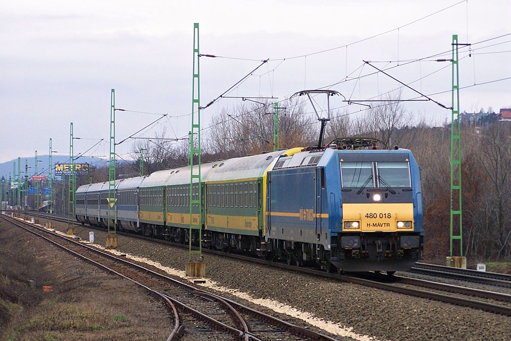 480 018 Budaörs (2012.12.28).