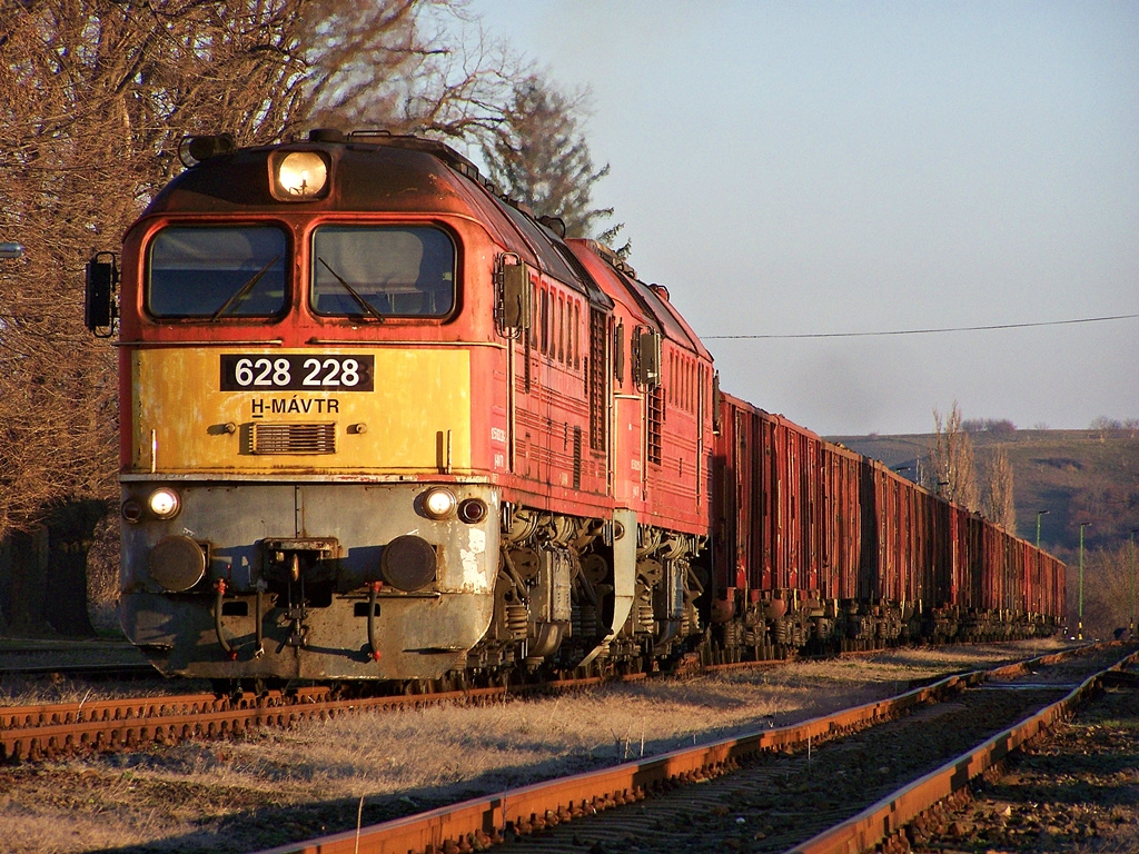 628 228 + 628 215 Hidas-Bonyhád (2012.12.29).