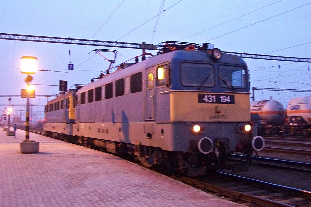 431 194 Dombóvár (2013.01.28).