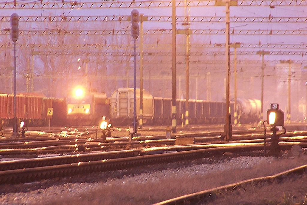 630 036 Dombóvár (2013.02.01).