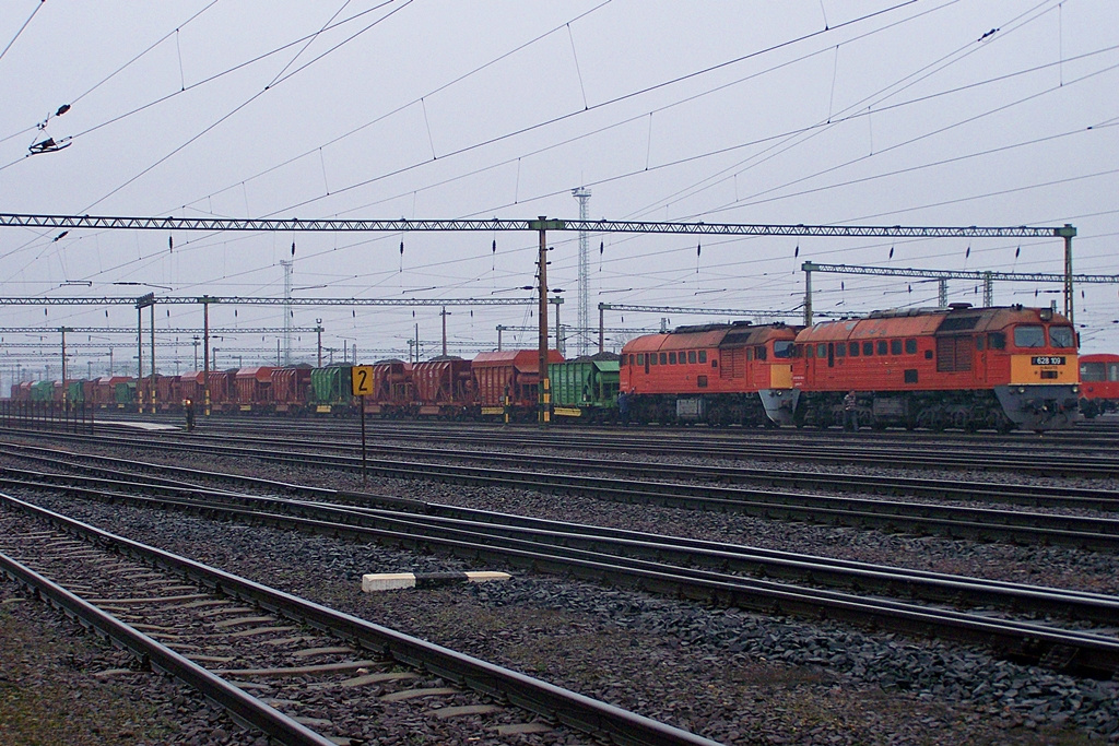 628 109 + 628 116 Dombóvár (2013.02.27).