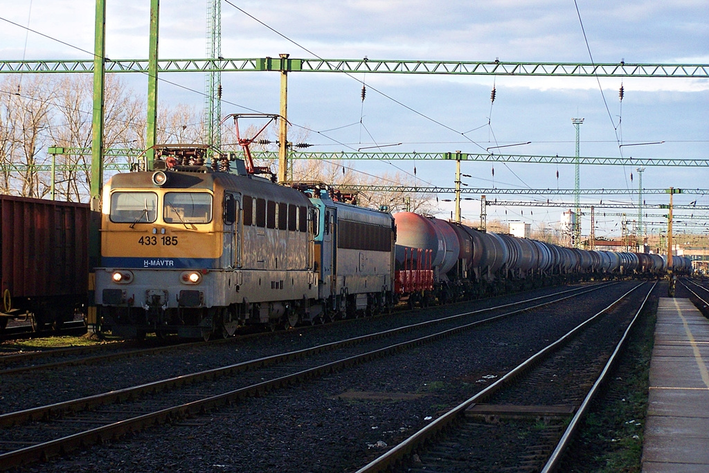 433 185 Dombóvár (2013.03.08).